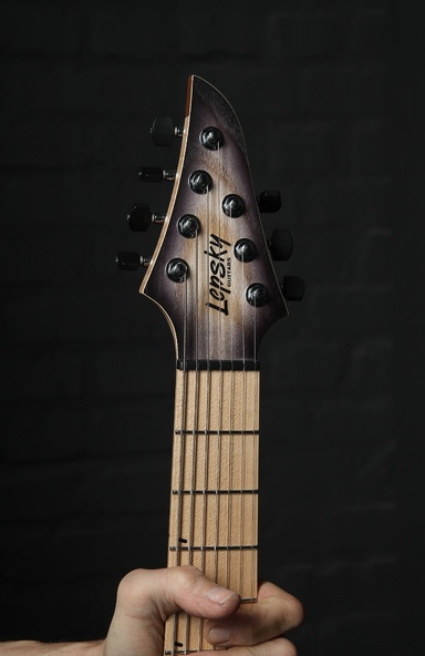Dominator 7