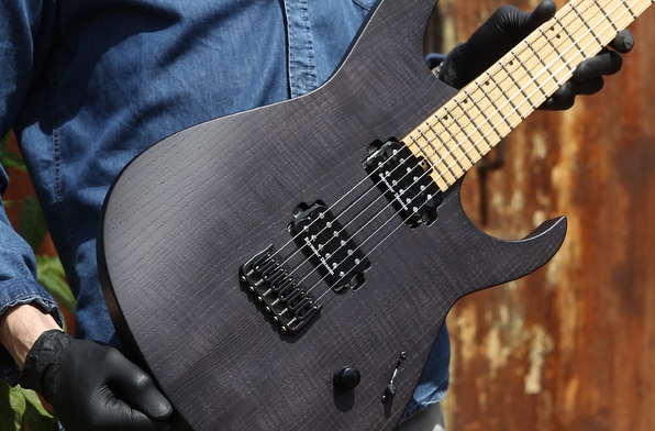 Dominator 6