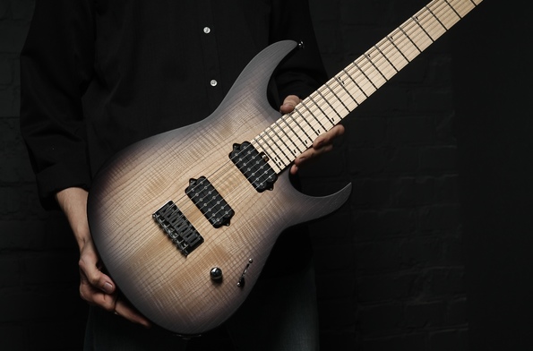 Dominator 7