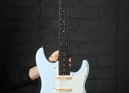 S Model Custom UM