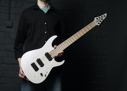 Dominator 7 Custom