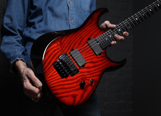 Element 6 Custom