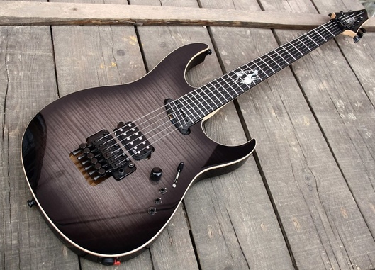 Dominator 6 Custom Fox