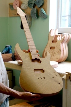 Guitar 6